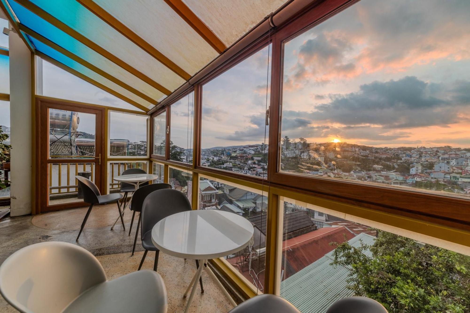 Casanova Dalat Hotel Екстериор снимка